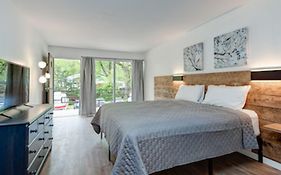 Heart Of The Valley Motel